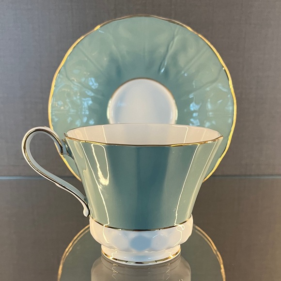 Aynsley Tea Cup and Saucer. Sage Green, Floral, Scalloped, Textural, Fluted. - Picture 6 of 12